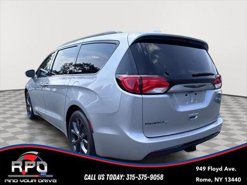 2018 Chrysler Pacifica Touring-L