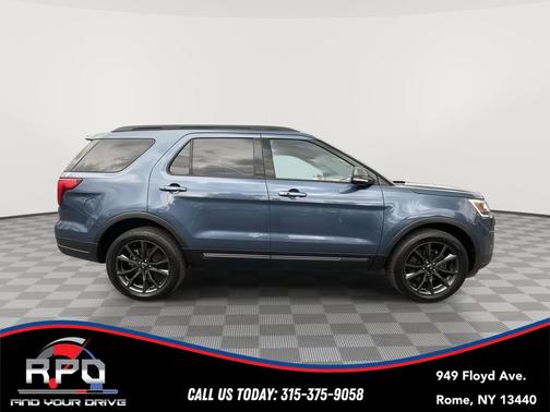 Blue Metallic 2019 Ford Explorer XLT