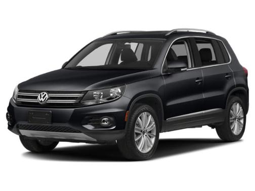 Deep Black Pearl 2015 Volkswagen Tiguan 4MOTION Auto S