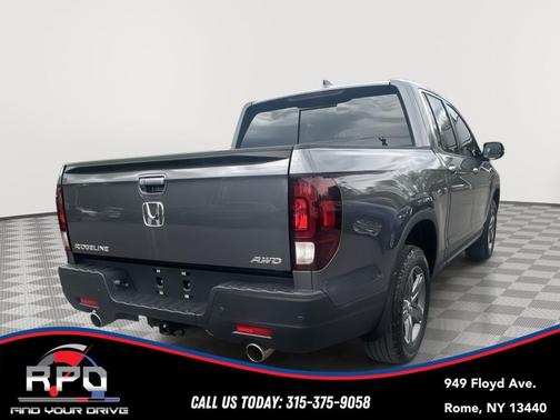 Modern Steel Metallic 2023 Honda Ridgeline RTL-E