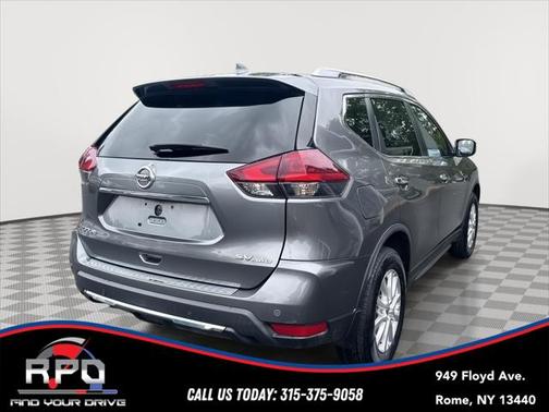 2020 Nissan Rogue SV