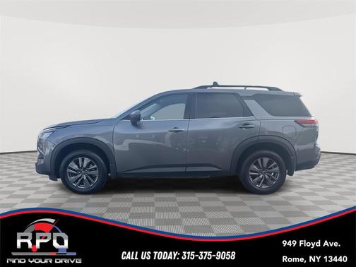 2022 Nissan Pathfinder SV 4WD