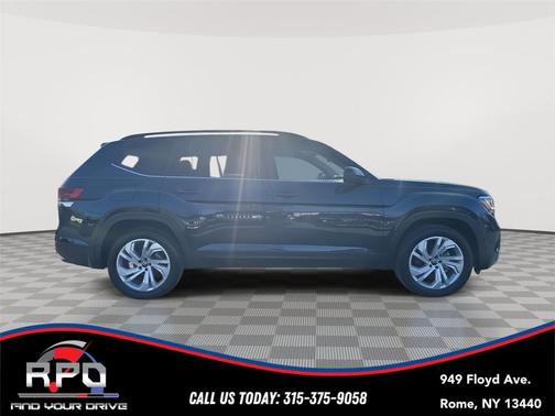 2022 Volkswagen Atlas 3.6L SE w/Technology