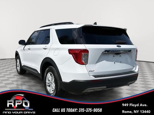 Oxford White 2021 Ford Explorer XLT