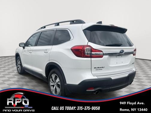 Crystal White Pearl 2021 Subaru Ascent Premium 8-Passenger