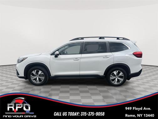 Crystal White Pearl 2021 Subaru Ascent Premium 8-Passenger