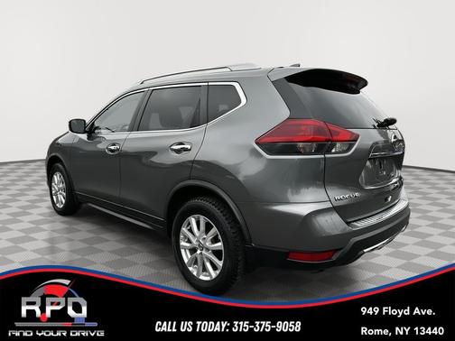2018 Nissan Rogue SV