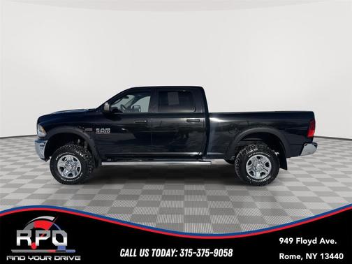 2017 RAM 3500 Tradesman Crew Cab 4x4 6'4' Box