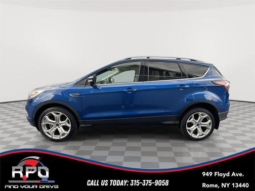 White Platinum Metallic Tri-Coat 2017 Ford Escape Titanium