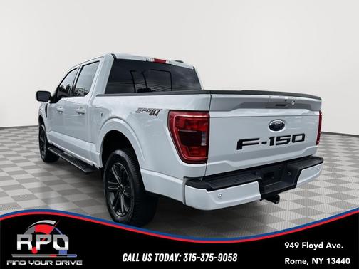 Oxford White 2022 Ford F-150 XLT