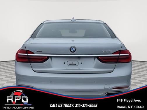 2017 BMW 750 i xDrive