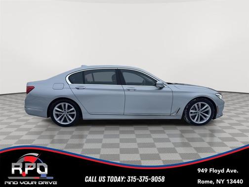 2017 BMW 750 i xDrive