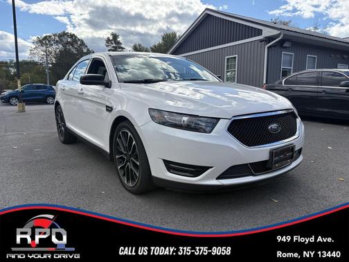 2017 Ford Taurus SHO