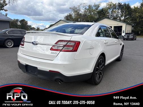 2017 Ford Taurus SHO