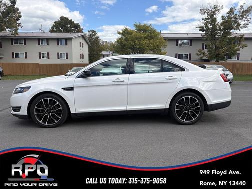 2017 Ford Taurus SHO