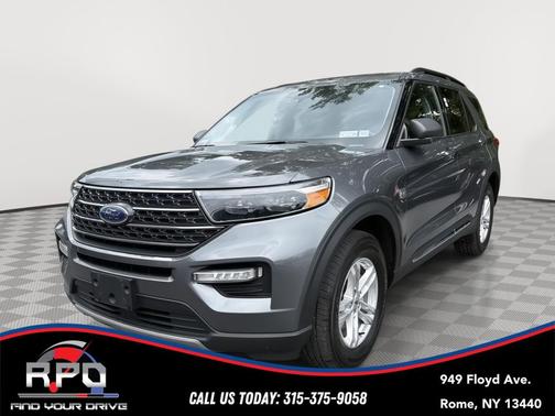 Carbonized Gray Metallic 2022 Ford Explorer XLT