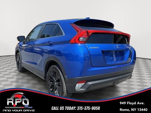 Octane Blue Metallic 2018 Mitsubishi Eclipse Cross LE