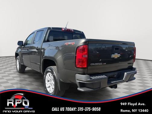 Deepwood Green Metallic 2018 Chevrolet Colorado LT