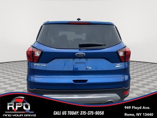 Lightning Blue Metallic 2019 Ford Escape SE