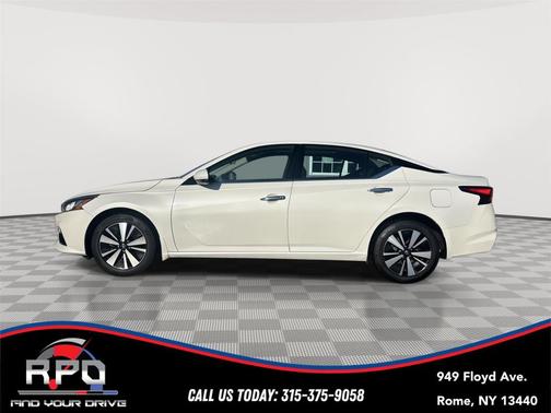 2022 Nissan Altima 2.5 SL