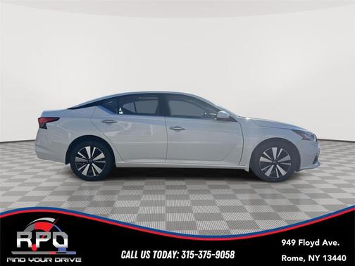 2022 Nissan Altima 2.5 SL