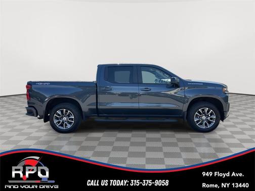 Shadow Gray Metallic 2021 Chevrolet Silverado 1500 RST