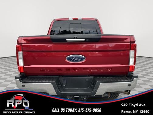 Ruby Red Metallic Tinted Clearcoat 2019 Ford F-250 Lariat