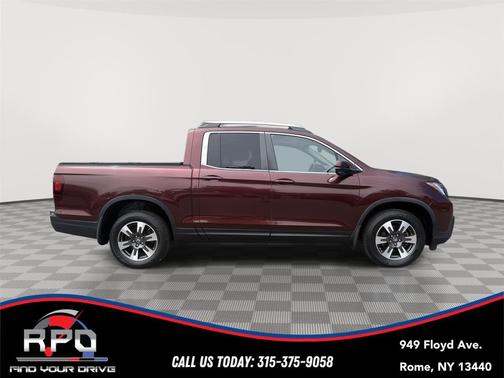 Deep Scarlet Pearl 2019 Honda Ridgeline RTL