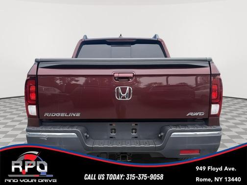 Deep Scarlet Pearl 2019 Honda Ridgeline RTL