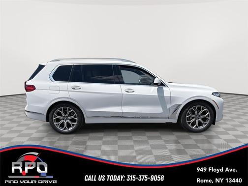 Alpine White 2021 BMW X7 xDrive40i