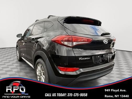 2017 Hyundai TUCSON SE Plus