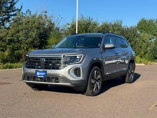 2026 Volkswagen Atlas 2.0T SE w/Technology 4MOTION