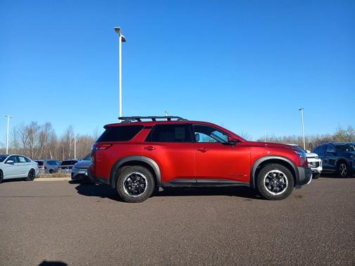 2024 Nissan Pathfinder Rock Creek 4WD