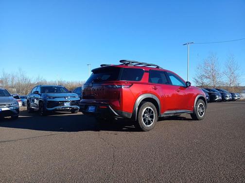 2024 Nissan Pathfinder Rock Creek 4WD