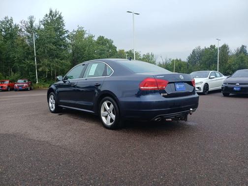 2012 Volkswagen Passat 2.5 SE