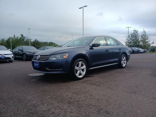 2012 Volkswagen Passat 2.5 SE