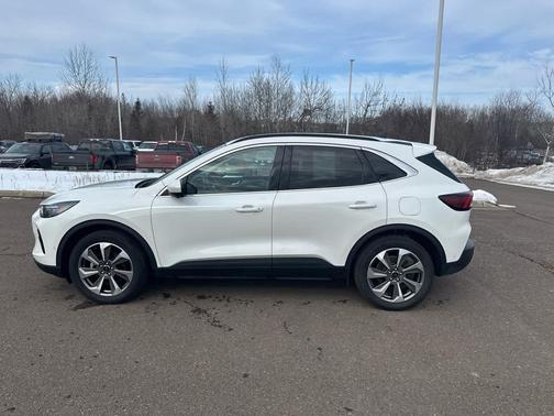 2023 Ford Escape Platinum