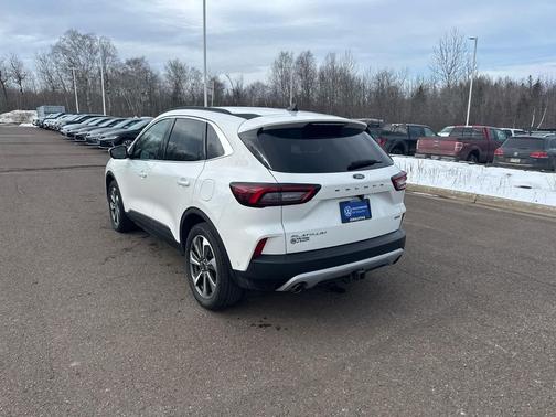2023 Ford Escape Platinum