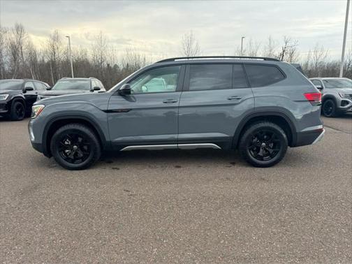 2024 Volkswagen Atlas 2.0T SEL