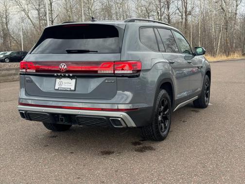 2024 Volkswagen Atlas 2.0T SEL