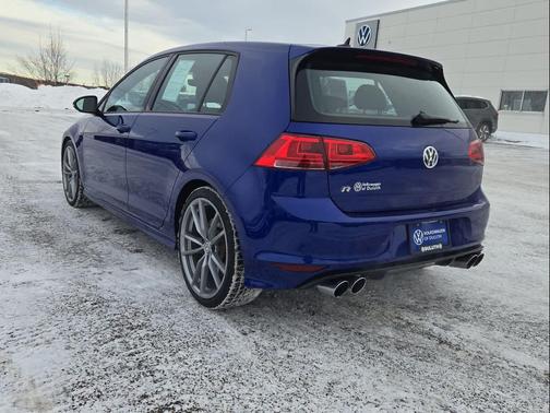 2017 Volkswagen Golf R 2.0T DSG