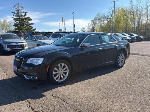 Gloss Black 2016 Chrysler 300 S