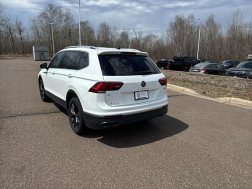 2024 Volkswagen Tiguan 2.0T SE 4MOTION