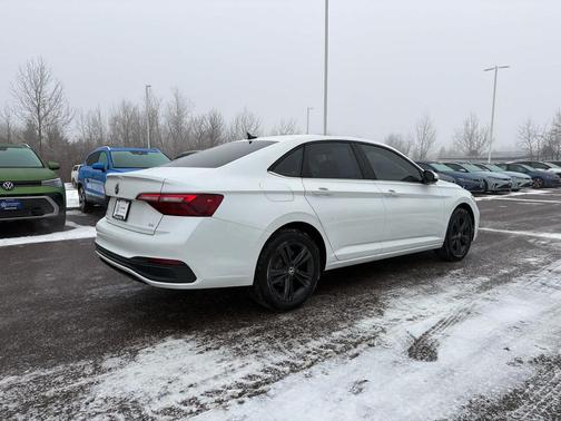 2024 Volkswagen Jetta 1.5T SE