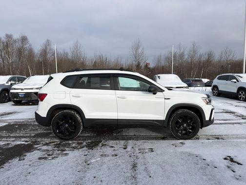 2024 Volkswagen Taos 1.5T S