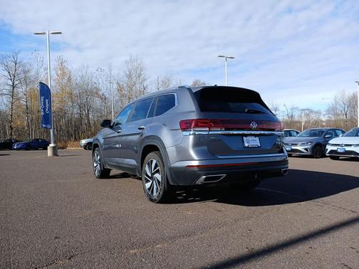 2024 Volkswagen Atlas 2.0T SEL