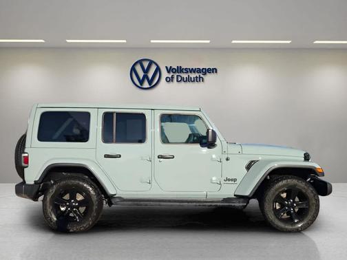 2023 Jeep Wrangler 4-Door Sahara Altitude 4x4