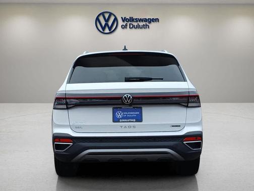 2025 Volkswagen Taos 1.5T SEL