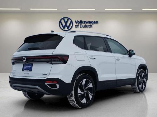 2026 Volkswagen Taos SE