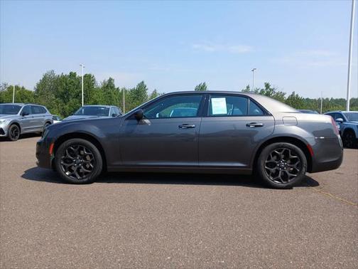 2019 Chrysler 300 S